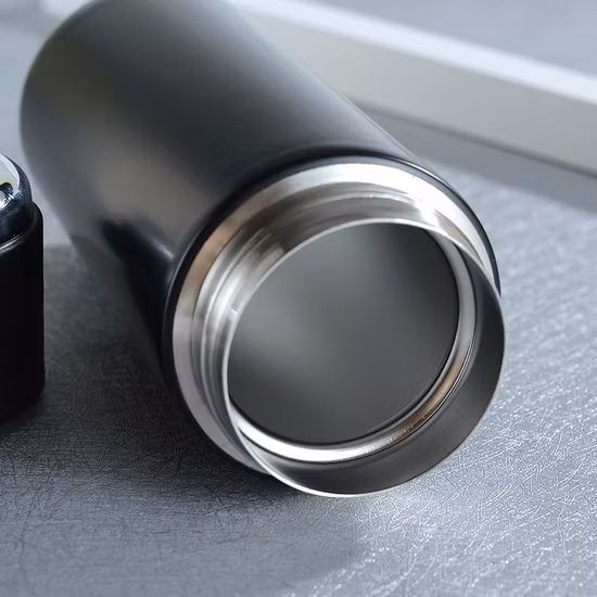 Yiwu comprando agente de fornecimento de aço inoxidável copo digital frascos de vácuo promocional presente comercial garrafa de água inteligente